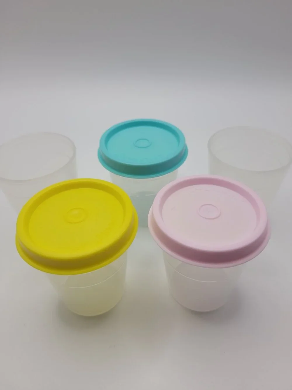 Vtg Tupperware 2oz 5 Midget Mini Containers #101 & 3 Lids Pastel Colors 8pc set